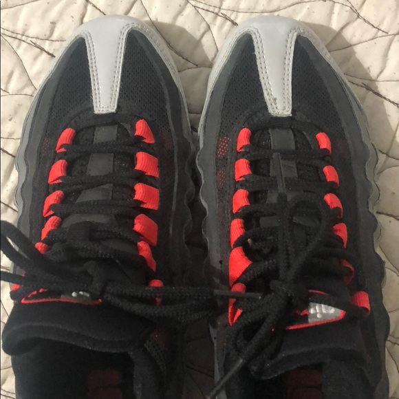 Nike Air Max 98 Black Gray Solar Red - Picture 6 of 6